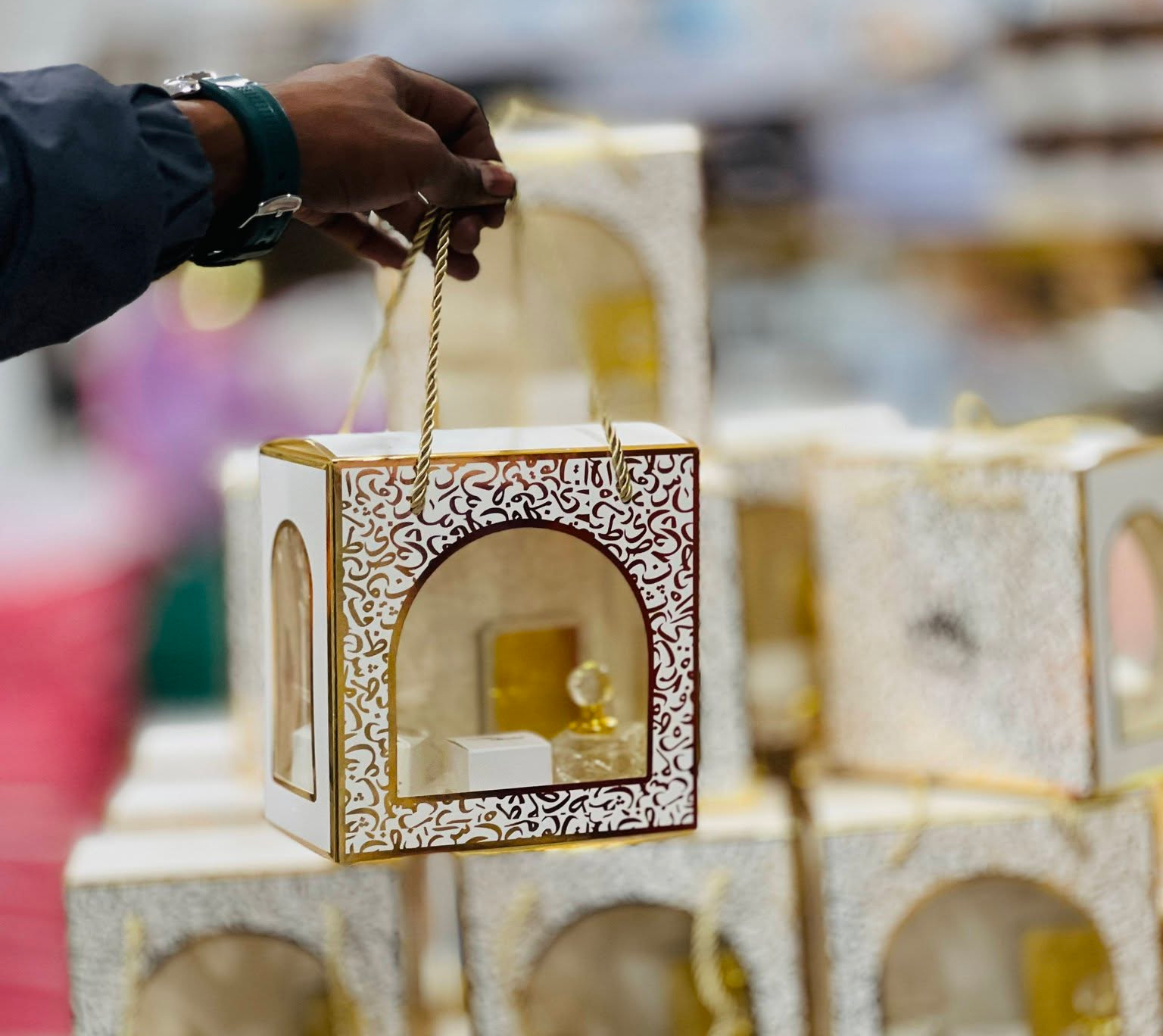 مستلزمات الأفراح والمناسبات